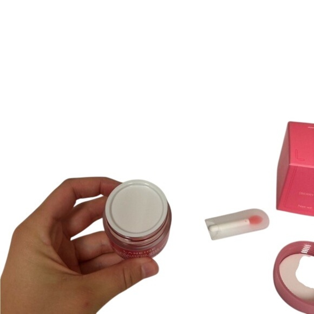 Laneige Lip Sleeping Mask Berry 20g Full Size with Applicator New in Box - Picture 3 of 5